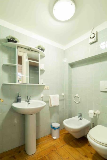 Via Dei Cestari Loft Apartment Rome